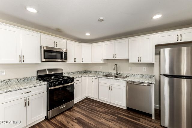 7339 W MONTECITO Avenue, Phoenix, AZ 85033