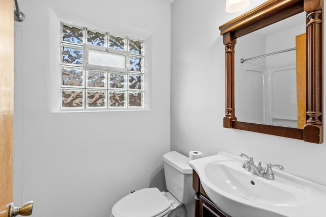 1345 Berkeley Avenue, Saint Paul, MN 55105