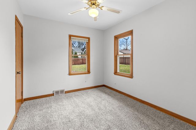 1345 Berkeley Avenue, Saint Paul, MN 55105