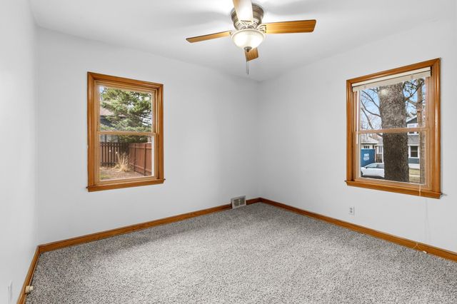 1345 Berkeley Avenue, Saint Paul, MN 55105