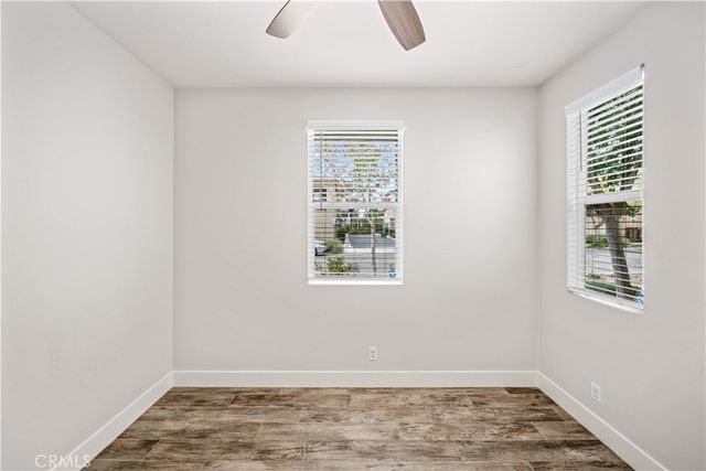 220 Follyhatch, Irvine, CA 92618