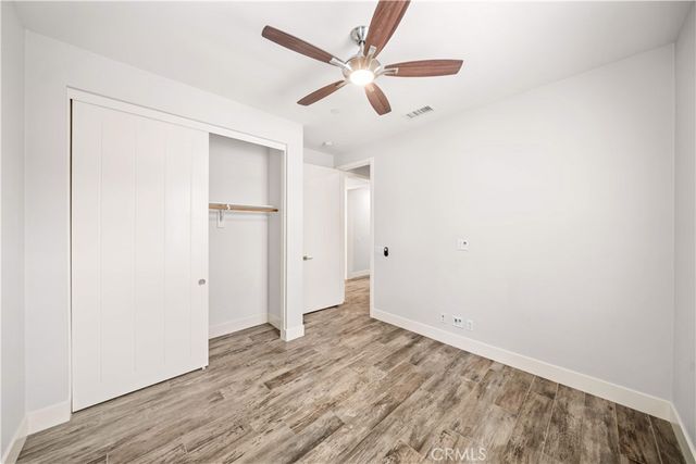 220 Follyhatch, Irvine, CA 92618