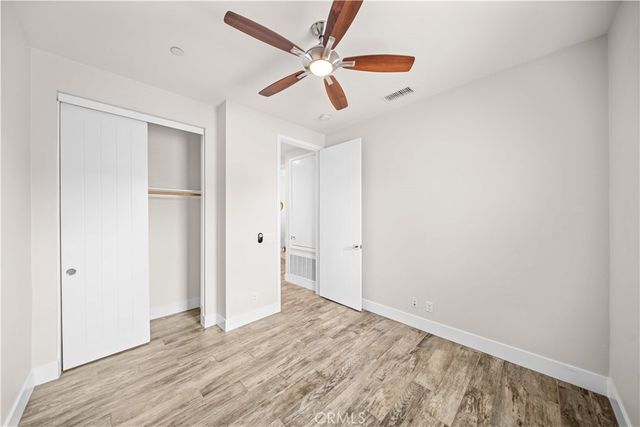 220 Follyhatch, Irvine, CA 92618