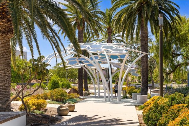 220 Follyhatch, Irvine, CA 92618