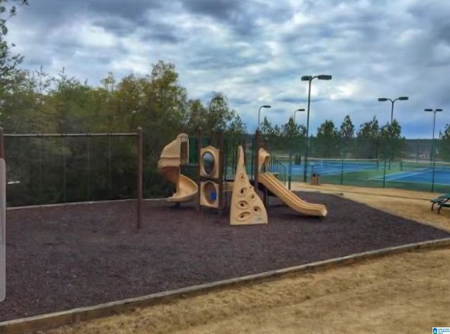 4761 LONGMEADOW DRIVE, Bessemer, AL 35022