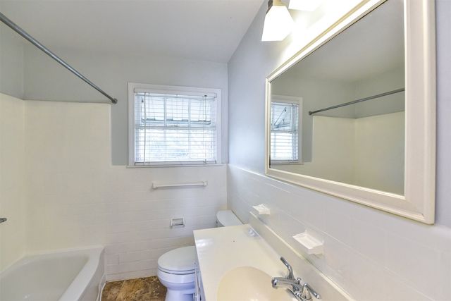 4004 Anita Avenue, Fort Worth, TX 76109