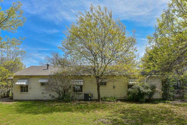 4004 Anita Avenue, Fort Worth, TX 76109