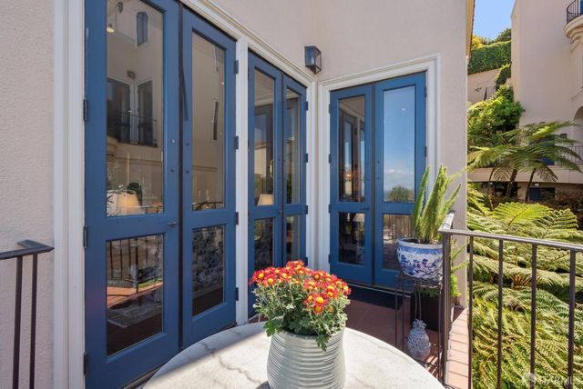 165 Francisco Street 11, San Francisco, CA 94133