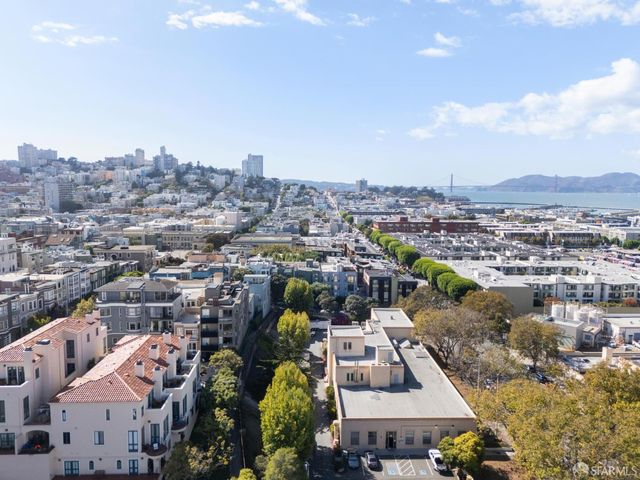 165 Francisco Street 11, San Francisco, CA 94133