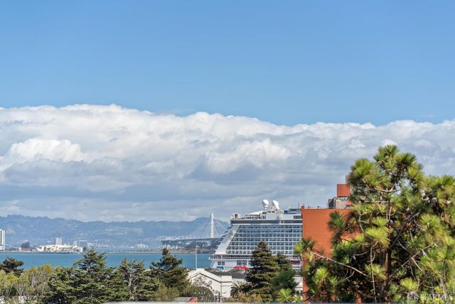 165 Francisco Street 11, San Francisco, CA 94133