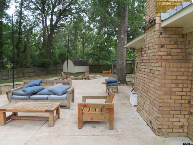10973 Harvestwood, Tyler, TX 75703