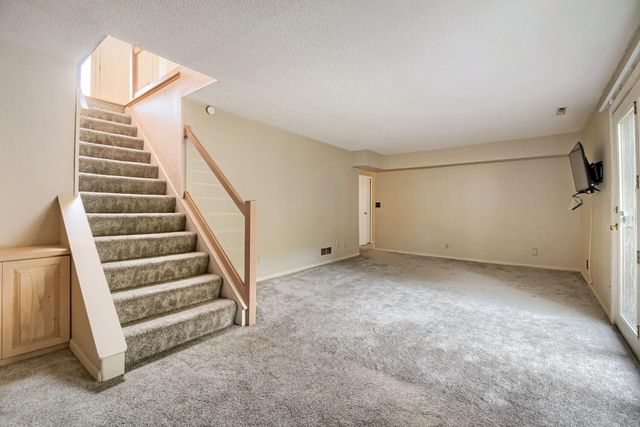 2795 Helen Street N, North Saint Paul, MN 55109