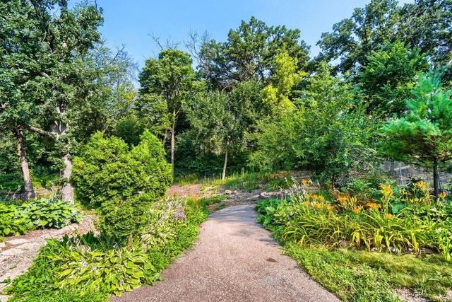 2795 Helen Street N, North Saint Paul, MN 55109