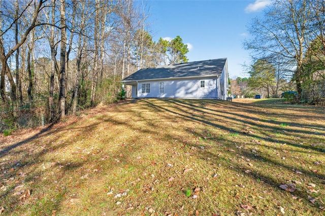 498 Cedar Ridge Drive, Winder, GA 30680