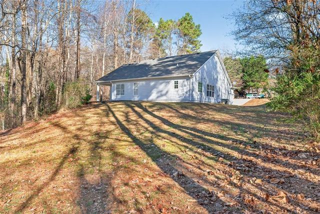 498 Cedar Ridge Drive, Winder, GA 30680