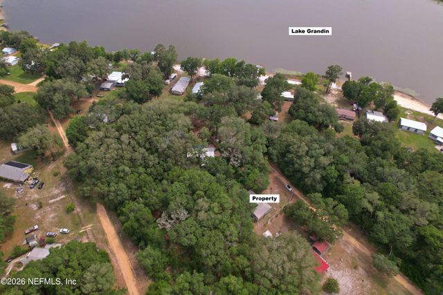 104 HELEN Avenue, Interlachen, FL 32148