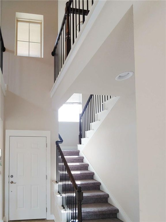 9303 Mcknight LOOP, Austin, TX 78717