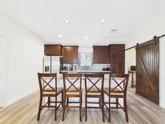 4506 Linninger Lane, Dickinson, TX 77539