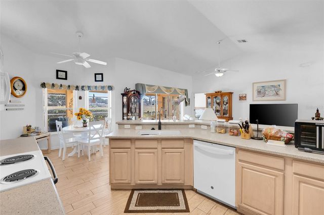 16812 ROCKWELL HEIGHTS LANE, Clermont, FL 34711