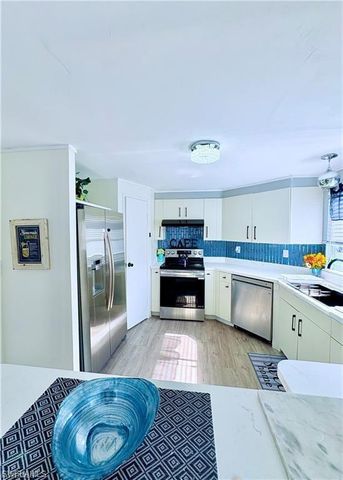 3112 Running Deer DR, North Fort Myers, FL 33917