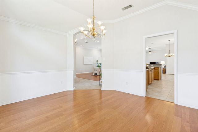 5844 Willow Wood Lane, Dallas, TX 75252
