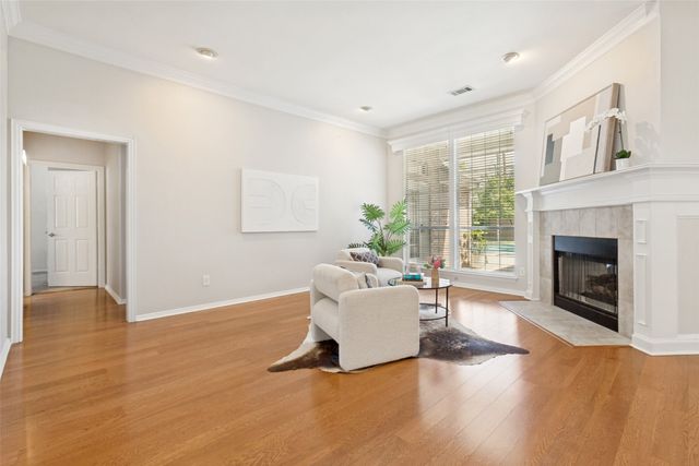 5844 Willow Wood Lane, Dallas, TX 75252