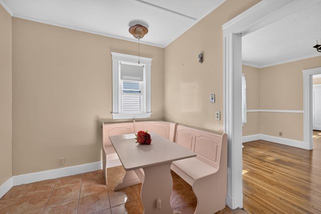 141-143 Stetson Ave 1, Swampscott, MA 01907