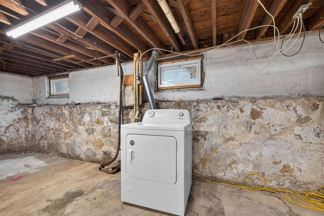 141-143 Stetson Ave 1, Swampscott, MA 01907