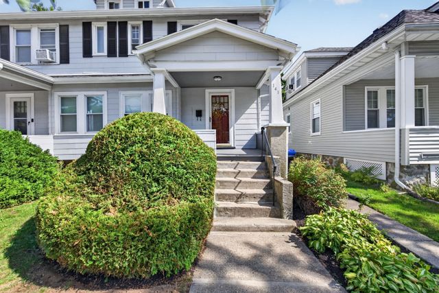 141-143 Stetson Ave 1, Swampscott, MA 01907