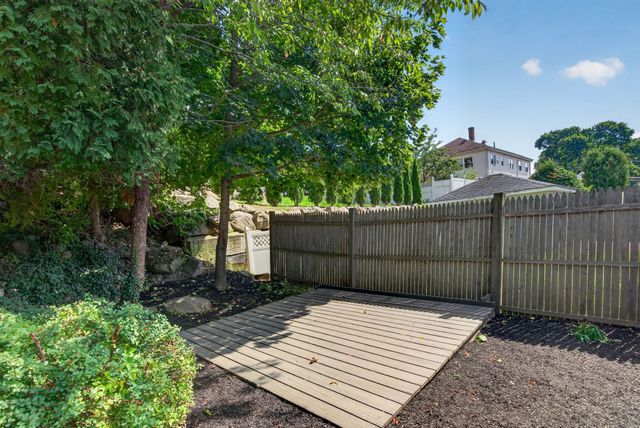 141-143 Stetson Ave 1, Swampscott, MA 01907