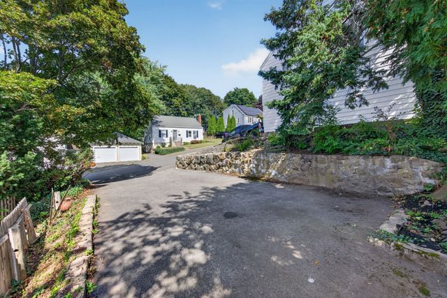 141-143 Stetson Ave 1, Swampscott, MA 01907