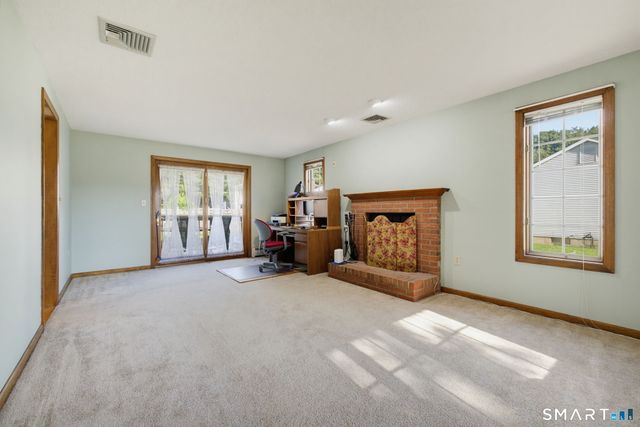 143 Fitzgerald Drive, East Hartford, CT 06118