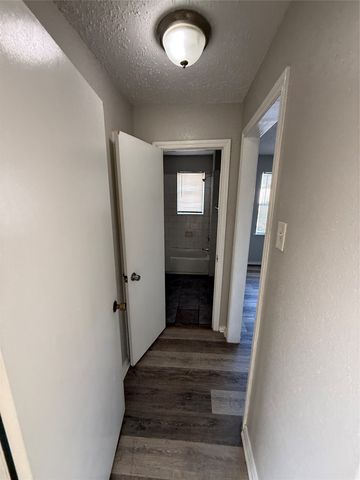 4520 Columbia Avenue 2, Dallas, TX 75226