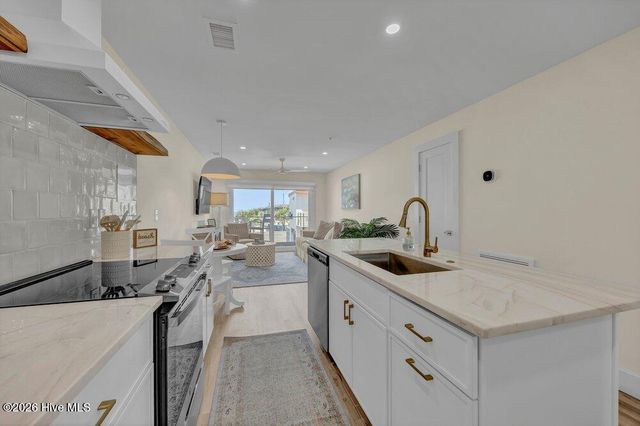 1800 Canal Drive Unit 101, Carolina Beach, NC 28428