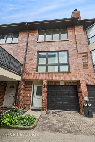 1170 W Farwell Avenue G, Chicago, IL 60626