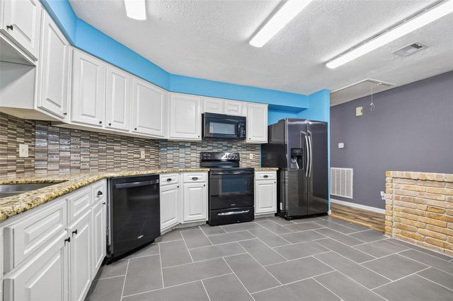 2527 Corral Trail, Friendswood, TX 77546