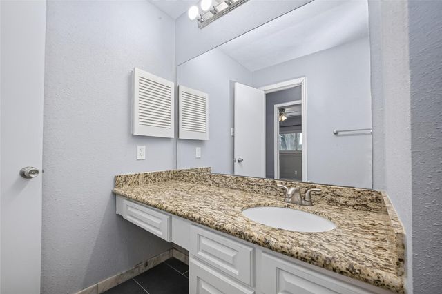 2527 Corral Trail, Friendswood, TX 77546