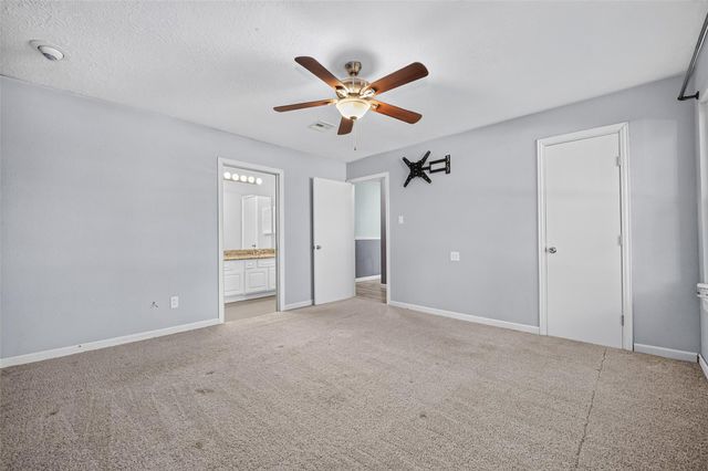 2527 Corral Trail, Friendswood, TX 77546