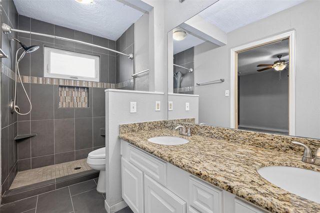 2527 Corral Trail, Friendswood, TX 77546