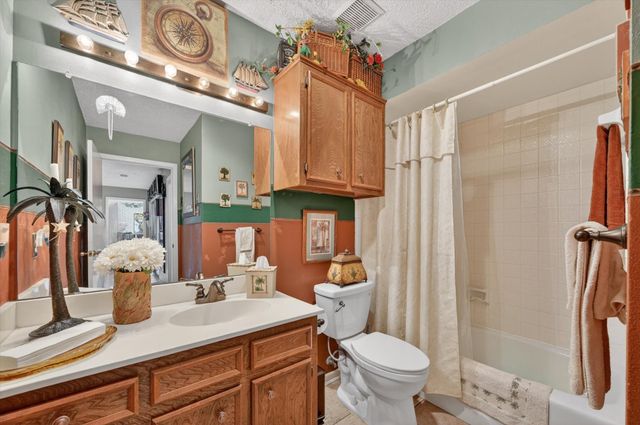 10015 Chimney Hill Lane, Dallas, TX 75243