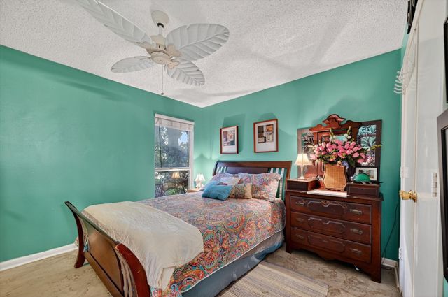 10015 Chimney Hill Lane, Dallas, TX 75243