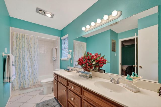 10015 Chimney Hill Lane, Dallas, TX 75243