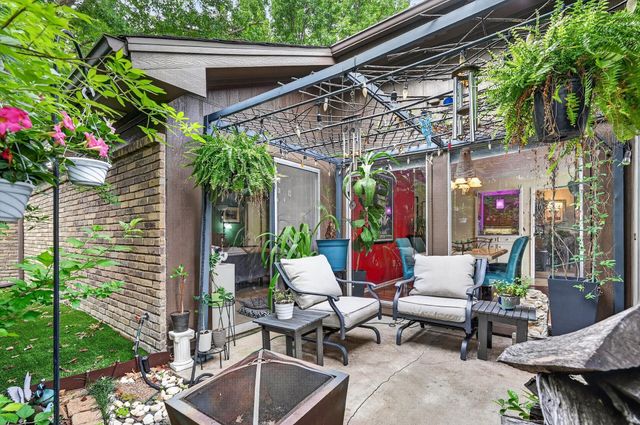 10015 Chimney Hill Lane, Dallas, TX 75243