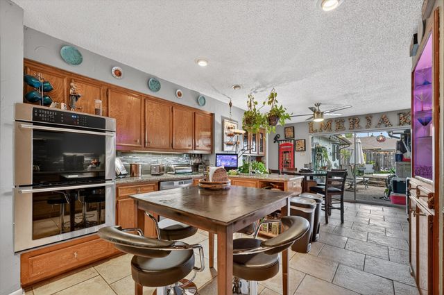 10015 Chimney Hill Lane, Dallas, TX 75243