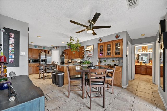 10015 Chimney Hill Lane, Dallas, TX 75243