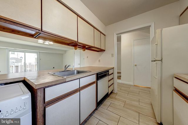 14369 SAGUARO PL, Centreville, VA 20121