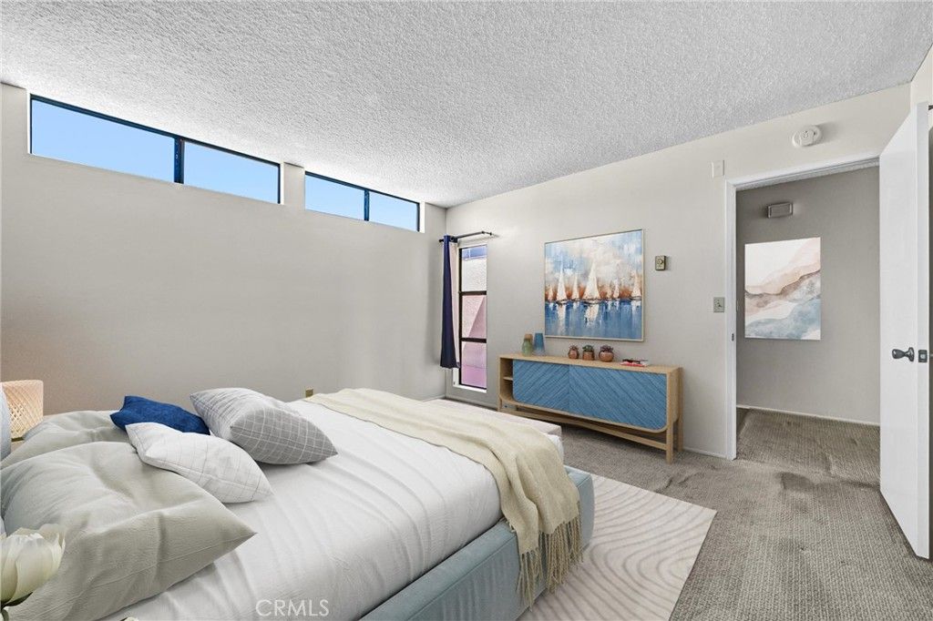 Image 30 of property listing at 4513 Cove Drive 17, Carlsbad, CA 92008