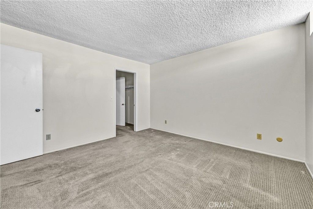 Image 33 of property listing at 4513 Cove Drive 17, Carlsbad, CA 92008