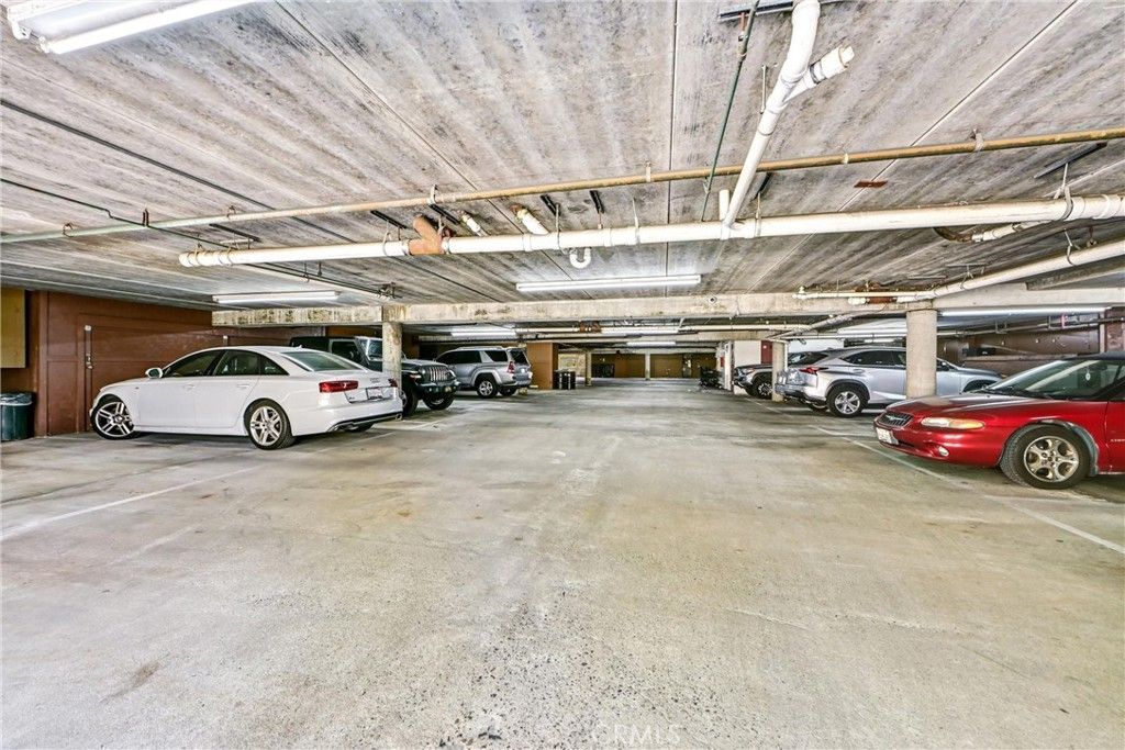 Image 43 of property listing at 4513 Cove Drive 17, Carlsbad, CA 92008