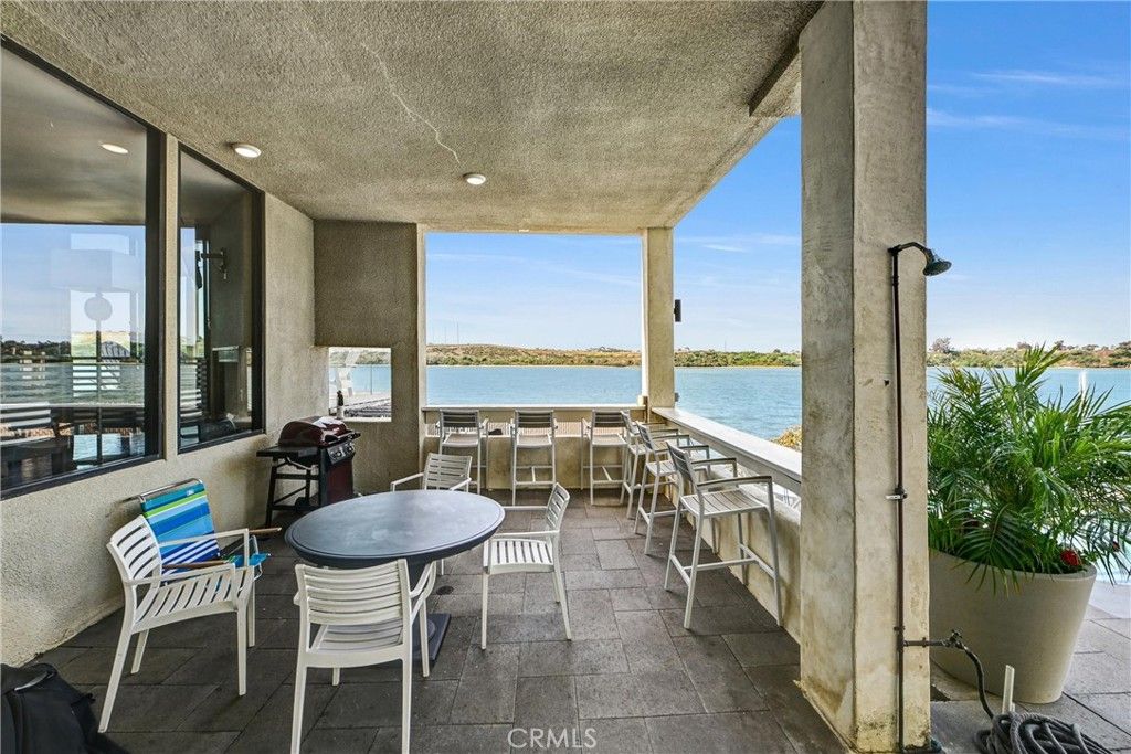 Image 45 of property listing at 4513 Cove Drive 17, Carlsbad, CA 92008